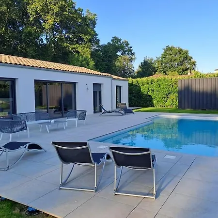 Vila Maison Neuve Au Calme Proche La Rochelle