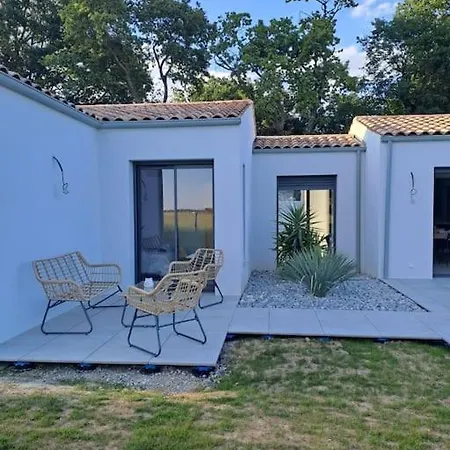 Vila Maison Neuve Au Calme Proche La Rochelle